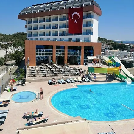 Hotel Throne &